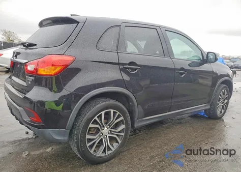 2018 Mitsubishi Outlander Sport Es z USA, uszkodzony, nr VIN JA4AP3AW4JU013164